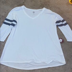 white with blue striped 3/4 length long sleeve